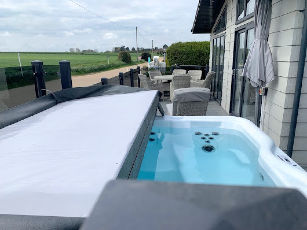 Field View Luxury Lodge Holiday Rental